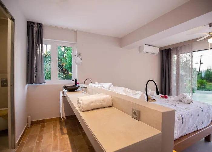 Seaview Fivos With Private Pool By Lefkadastay Villa